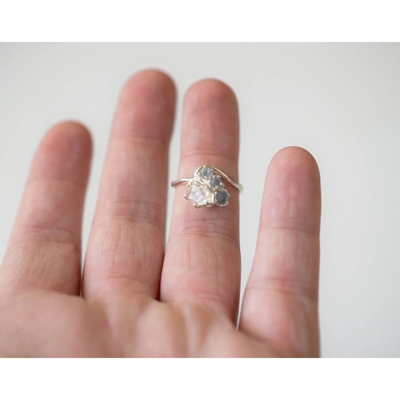 alternative raw diamond engagement ring raw crystal size 4 5 6 7 8 8 9 1… - Picture 3 of 5